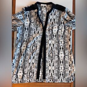 Calvin Klein Black & White Snake Print Button-Down Blouse size M